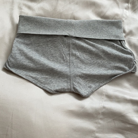 Nike running shorts - Picture 7 of 8